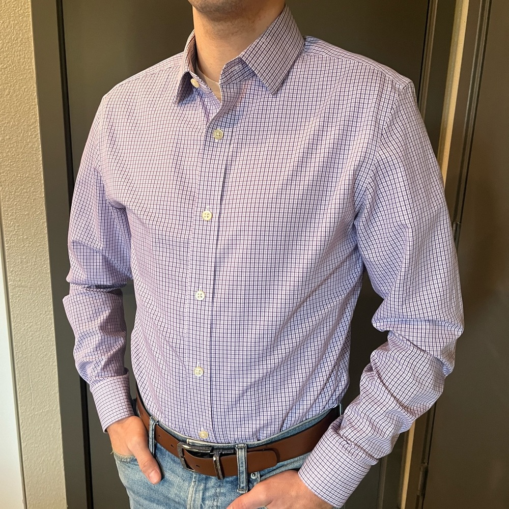 Men’s shirt, Slim Fit, Small.